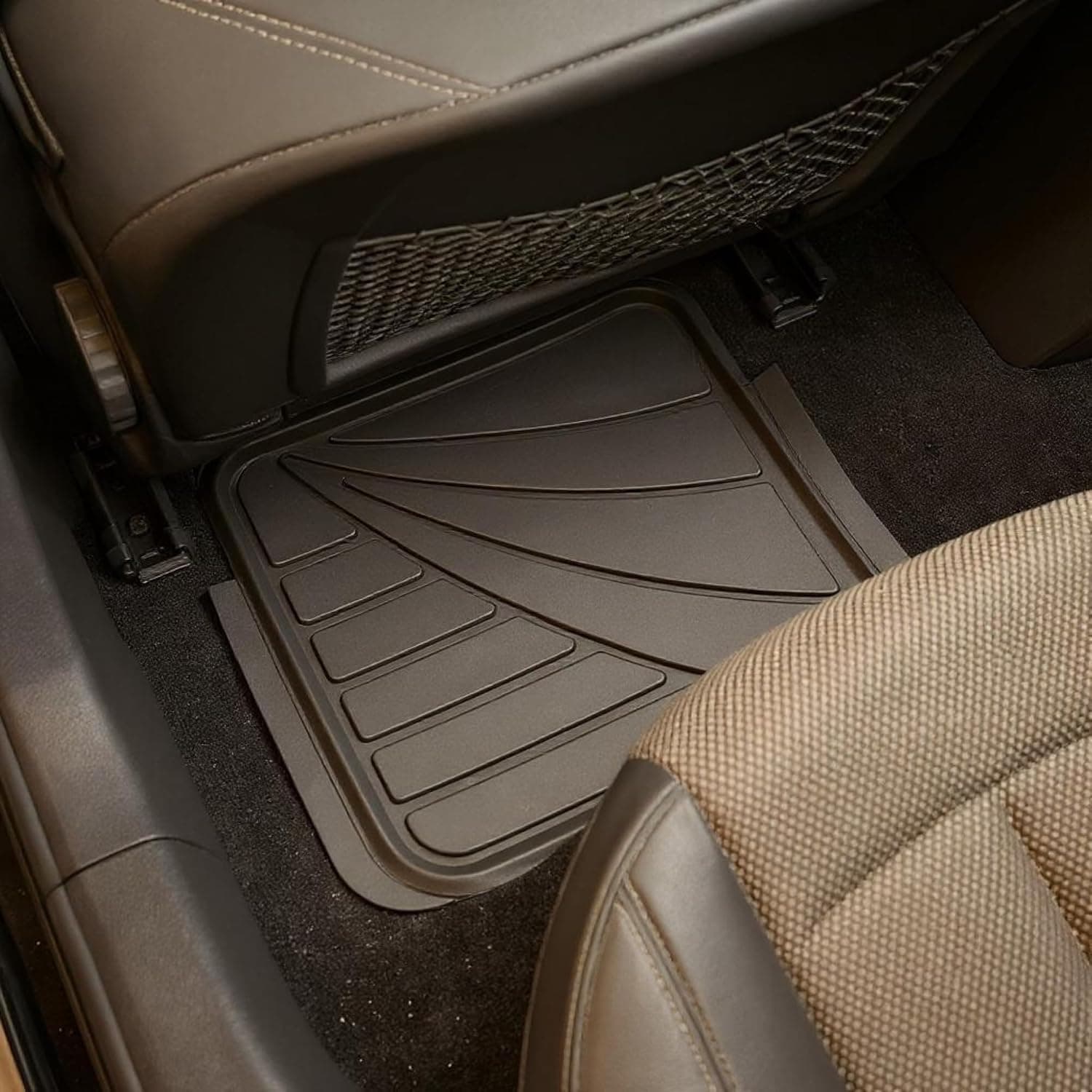 Tapis de voiture en caoutchouc – lot de 4 | Série R 8